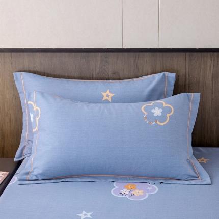 91家纺网 家纺一手货源 找家纺 纽缦 纯棉磨毛加厚系列-单枕套 48x74cm（一对） 花晨月夕-灰