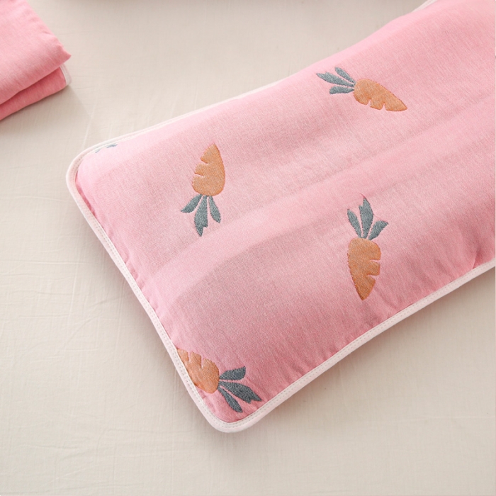 91家纺网 家纺一手货源 找家纺 朴尔 2022新款全棉卡通六层纱布儿童枕套 多彩胡萝卜粉