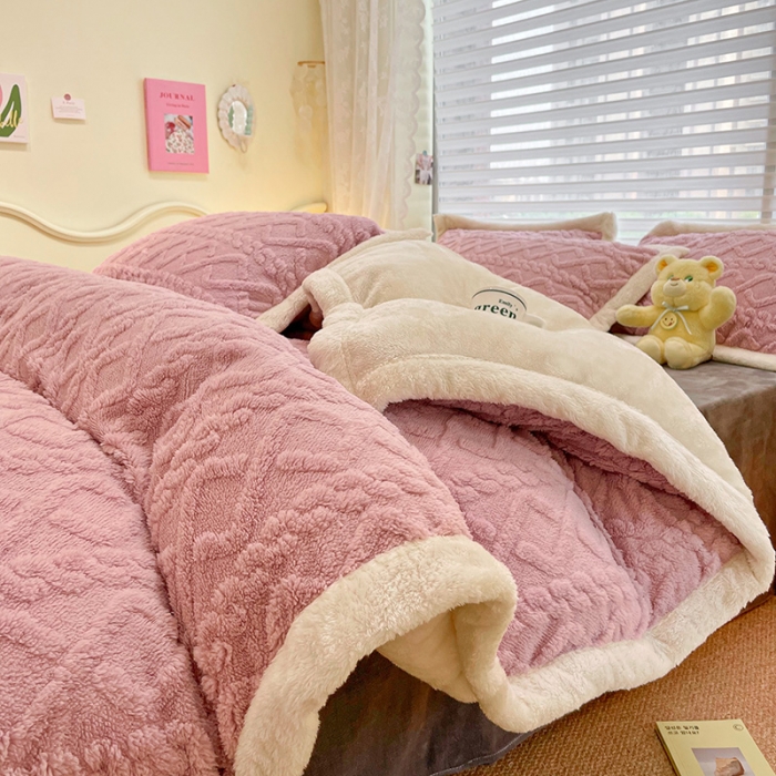 91家纺网 家纺一手货源 找家纺 （总）琪格格 2022新款剪花绒vs兔兔绒四件套