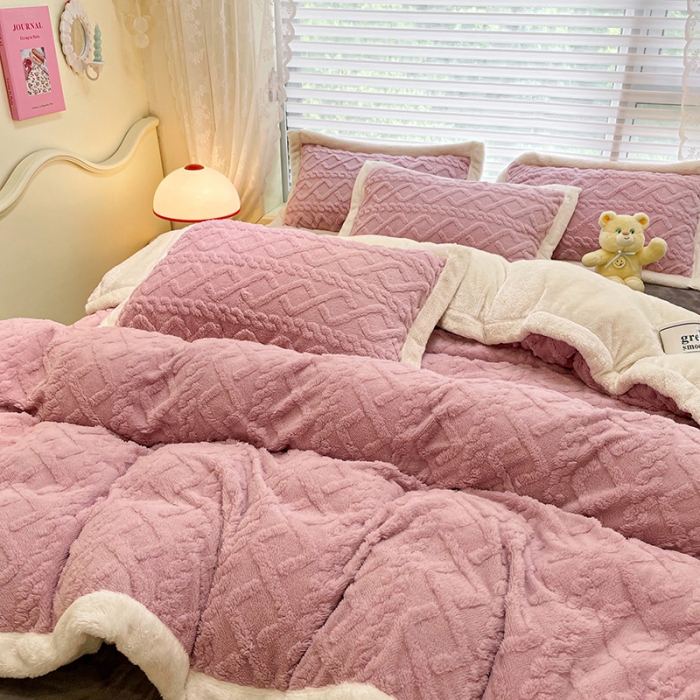 91家纺网 家纺一手货源 找家纺 （总）琪格格 2022新款剪花绒vs兔兔绒四件套