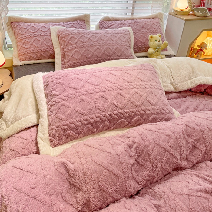 91家纺网 家纺一手货源 找家纺 （总）琪格格 2022新款剪花绒vs兔兔绒四件套