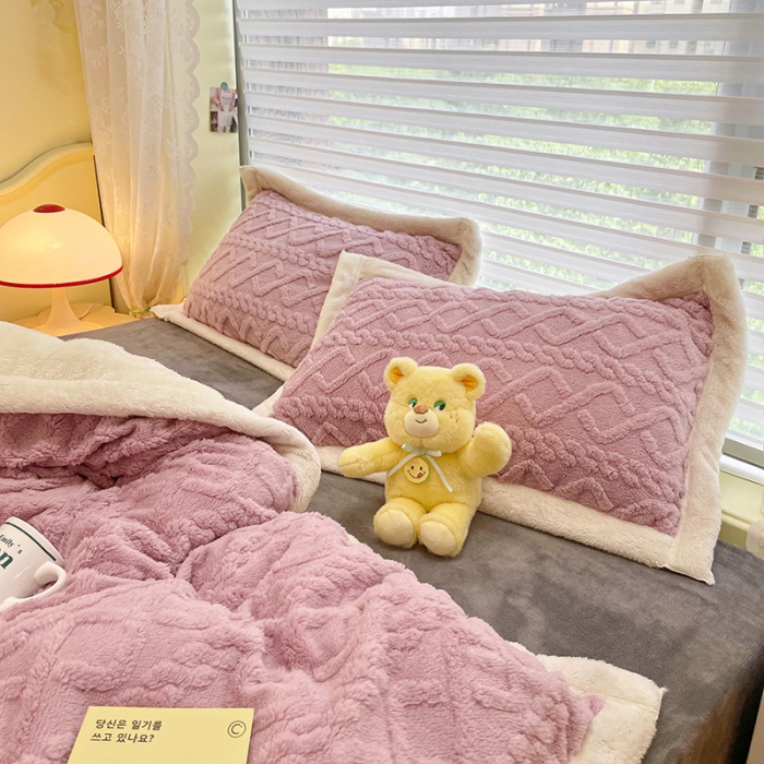 91家纺网 家纺一手货源 找家纺 （总）琪格格 2022新款剪花绒vs兔兔绒四件套