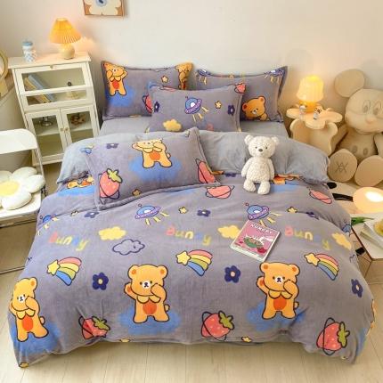 91家纺网 家纺一手货源 找家纺 木堇 2022秋冬新款高克重甜美系列印花牛奶绒四件套 邦尼熊