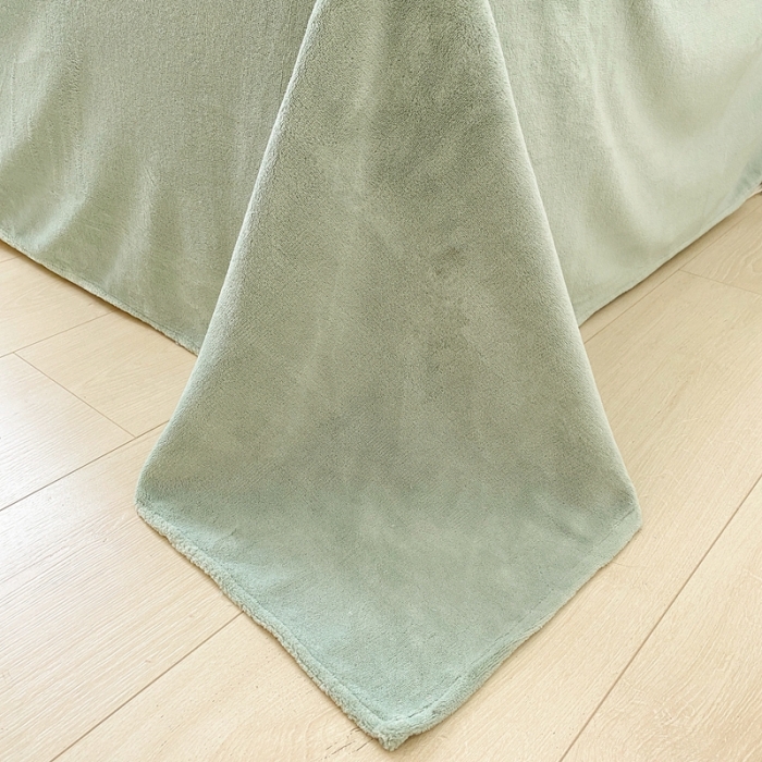 91家纺网 家纺一手货源 找家纺 木堇 2022秋冬新款高克重甜美系列印花牛奶绒四件套光波恐龙