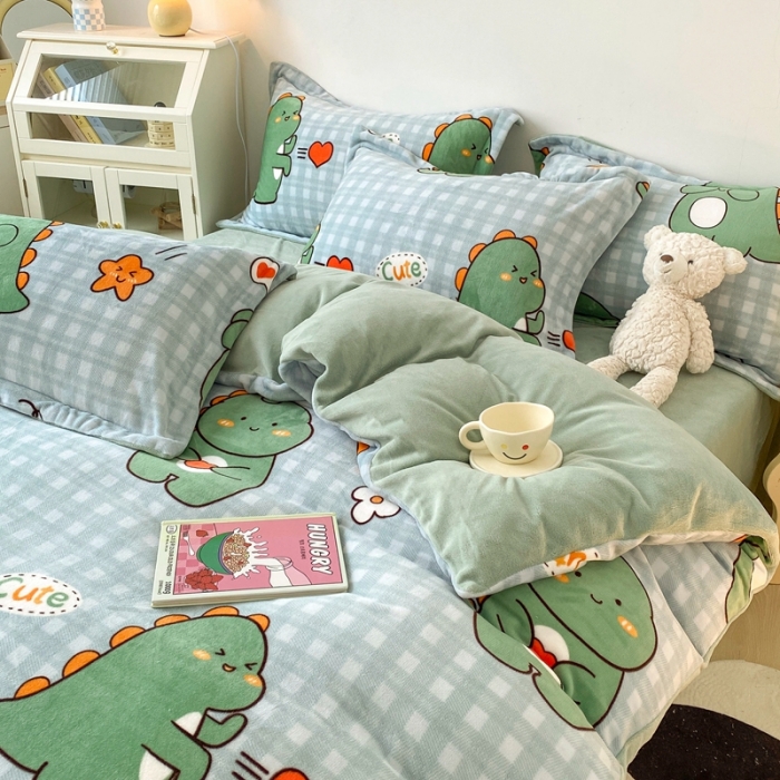 91家纺网 家纺一手货源 找家纺 木堇 2022秋冬新款高克重甜美系列印花牛奶绒四件套光波恐龙