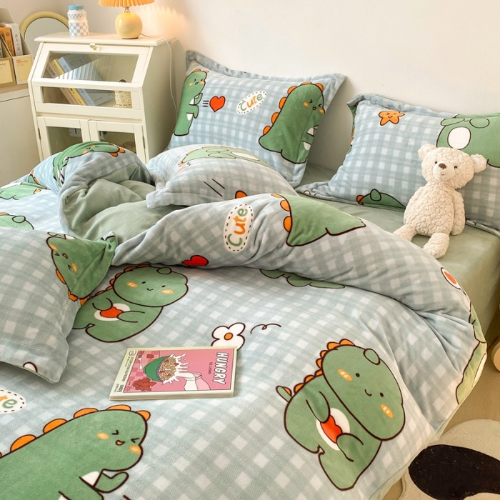 91家纺网 家纺一手货源 找家纺 木堇 2022秋冬新款高克重甜美系列印花牛奶绒四件套光波恐龙