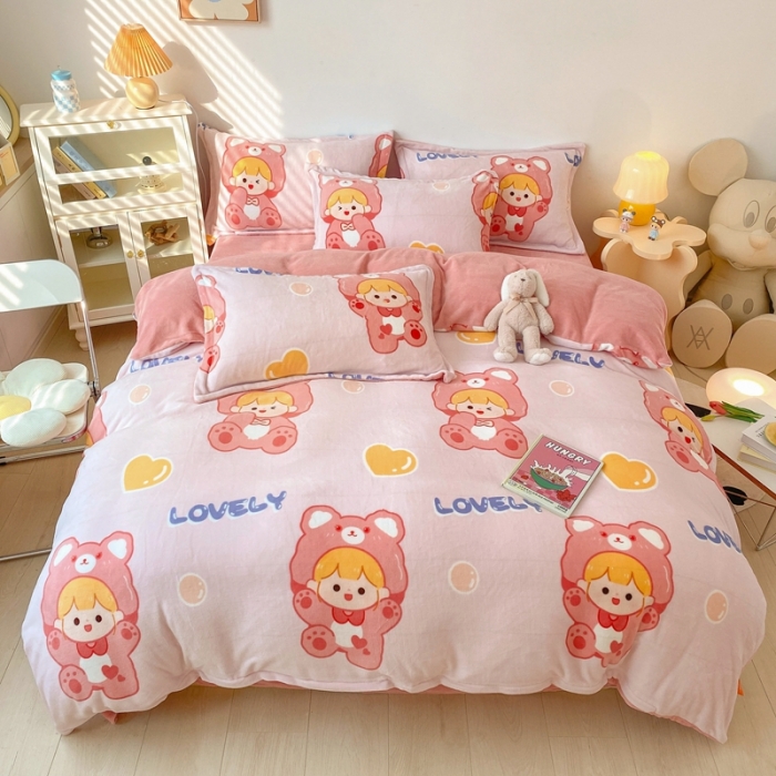 91家纺网 家纺一手货源 找家纺 木堇 2022秋冬新款高克重甜美系列印花牛奶绒四件套可爱女孩