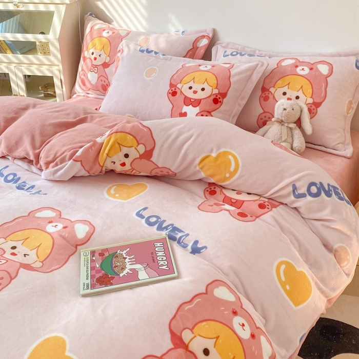 91家纺网 家纺一手货源 找家纺 木堇 2022秋冬新款高克重甜美系列印花牛奶绒四件套可爱女孩