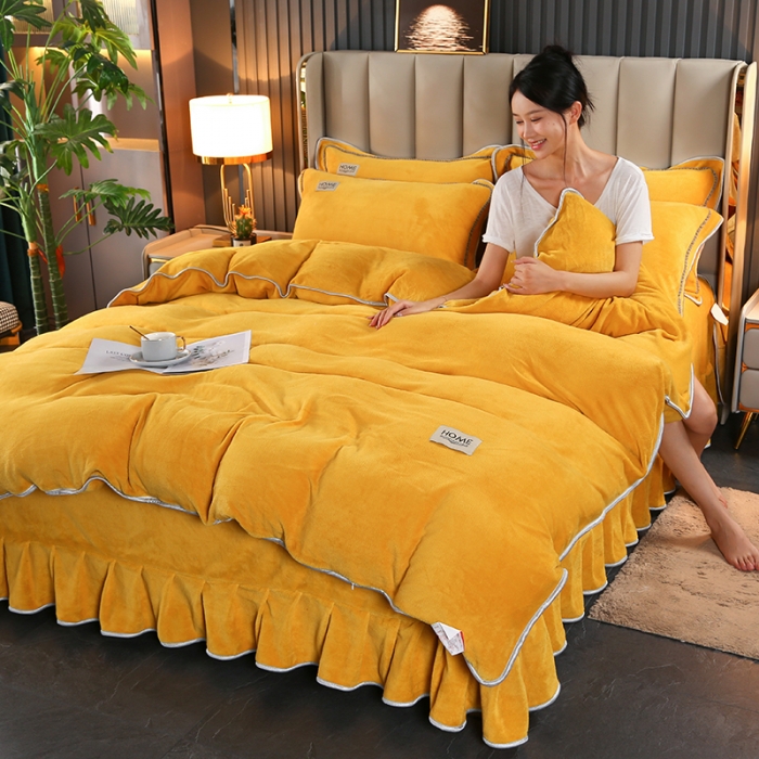 91家纺网 家纺一手货源 找家纺 富之航 2022新款纯色牛奶绒精美贴布绣四件套 亮黄