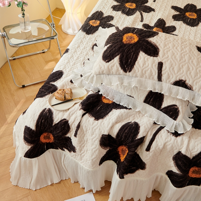 91家纺网 家纺一手货源 找家纺 2023新款高克重牛奶绒夹棉床盖三件套 油画