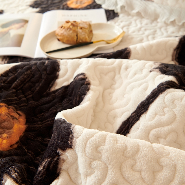 91家纺网 家纺一手货源 找家纺 2023新款高克重牛奶绒夹棉床盖三件套 油画