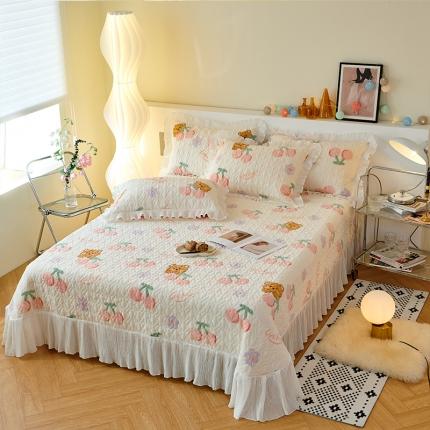 2023新款高克重牛奶绒夹棉床盖三件套 小熊樱桃