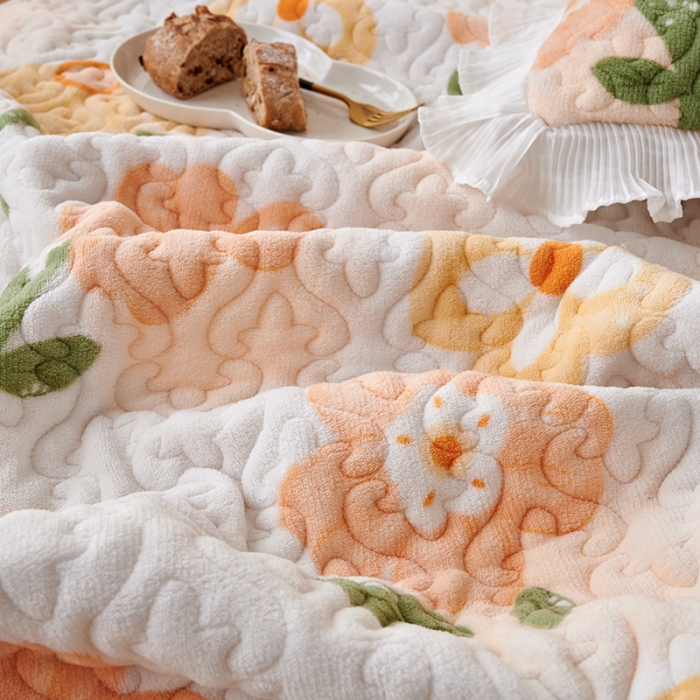 91家纺网 家纺一手货源 找家纺 2023新款高克重牛奶绒夹棉床盖三件套 初见