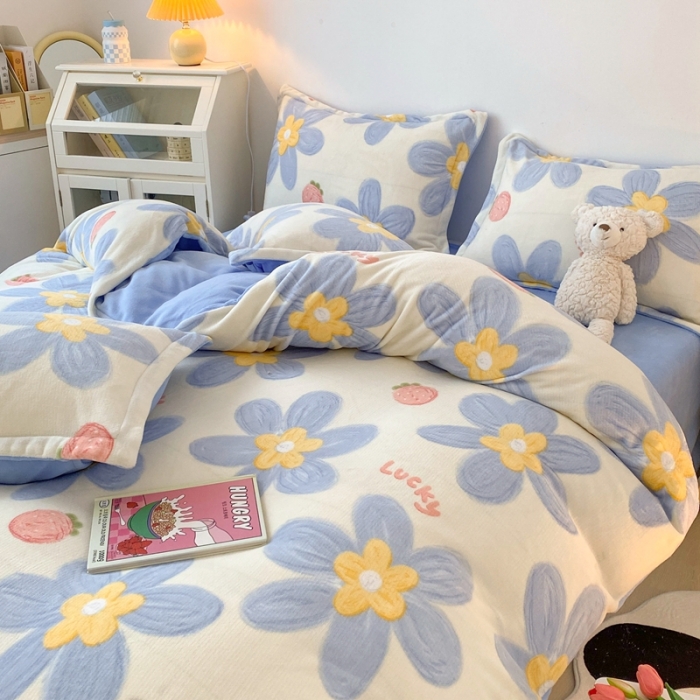 91家纺网 家纺一手货源 找家纺 木堇 2022秋冬新款高克重甜美系列印花牛奶绒四件套幸运兰花