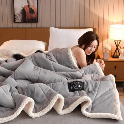 灰色  加厚三层夹棉牛奶绒毯冬季保暖午睡法莱绒毛毯