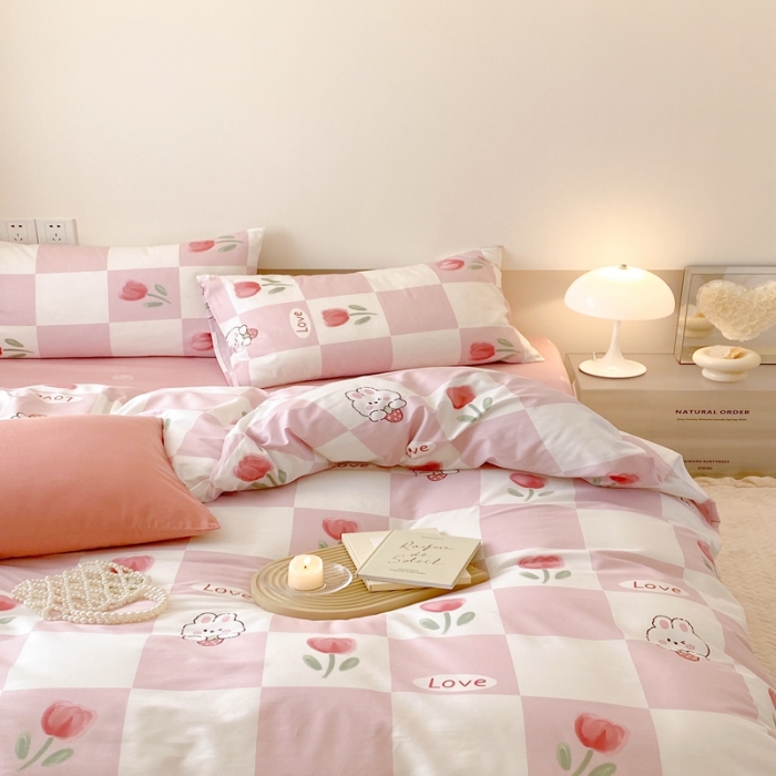 91家纺网 家纺一手货源 找家纺 昔可 2022新款全棉四件套影棚图2 粉格兔