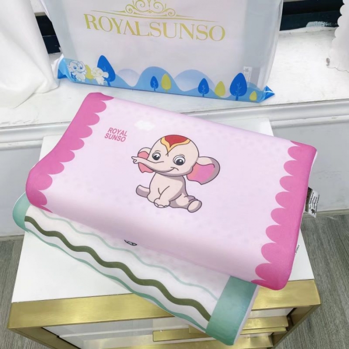 91家纺网 家纺一手货源 找家纺 玖琳家纺2022新款ROYALSUNSO皇家三代儿童乳胶枕 粉色小象27×44*6/8cm