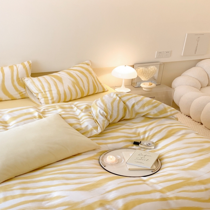 91家纺网 家纺一手货源 找家纺 昔可 2022新款全棉四件套影棚图2 奶油黄豹纹