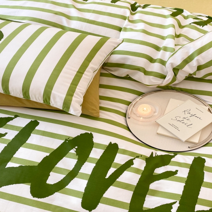 91家纺网 家纺一手货源 找家纺 昔可 2022新款全棉四件套影棚图2 字母条纹