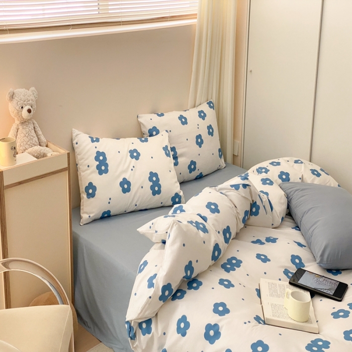 91家纺网 家纺一手货源 找家纺 昔可 2022新款全棉四件套影棚图1 蓝蓝小花