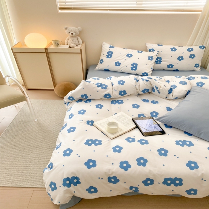 91家纺网 家纺一手货源 找家纺 昔可 2022新款全棉四件套影棚图1 蓝蓝小花