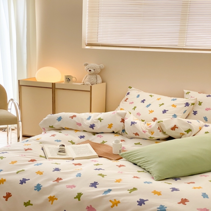 91家纺网 家纺一手货源 找家纺 昔可 2022新款全棉四件套影棚图1 迷你小小熊