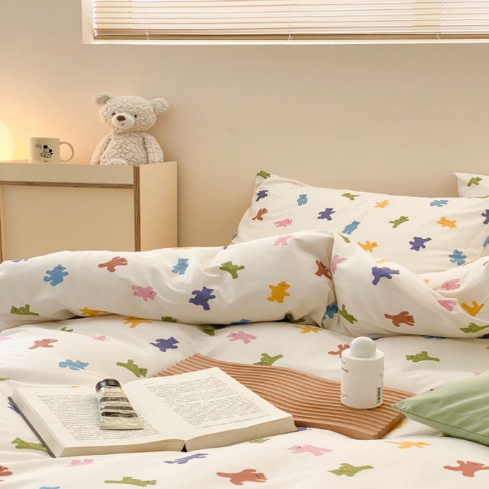 91家纺网 家纺一手货源 找家纺 昔可 2022新款全棉四件套影棚图1 迷你小小熊