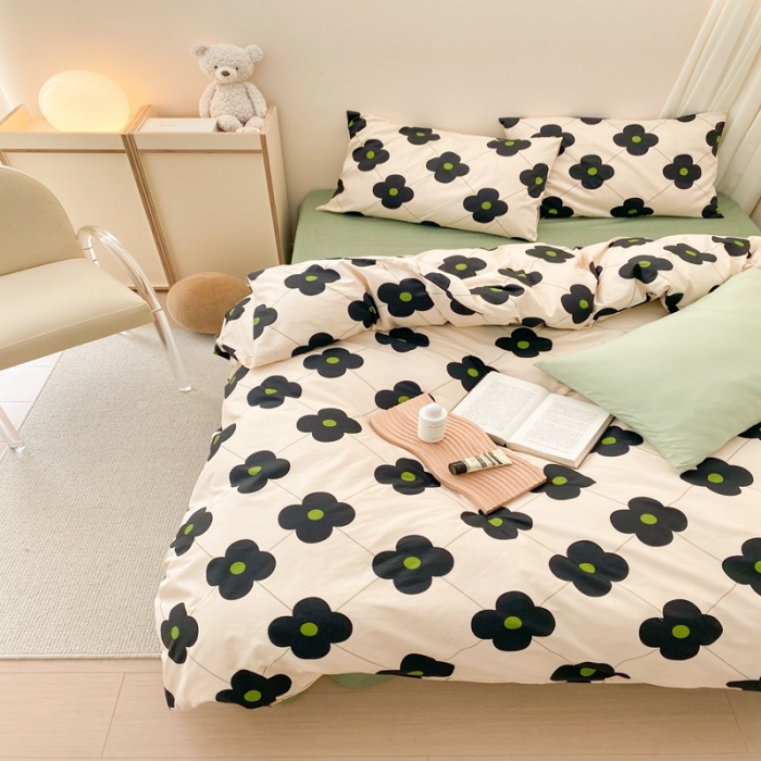 91家纺网 家纺一手货源 找家纺 昔可 2022新款全棉四件套影棚图1 幸运四叶花黑