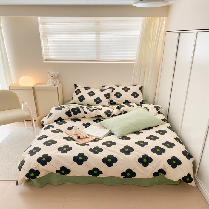 91家纺网 家纺一手货源 找家纺 昔可 2022新款全棉四件套影棚图1 幸运四叶花黑