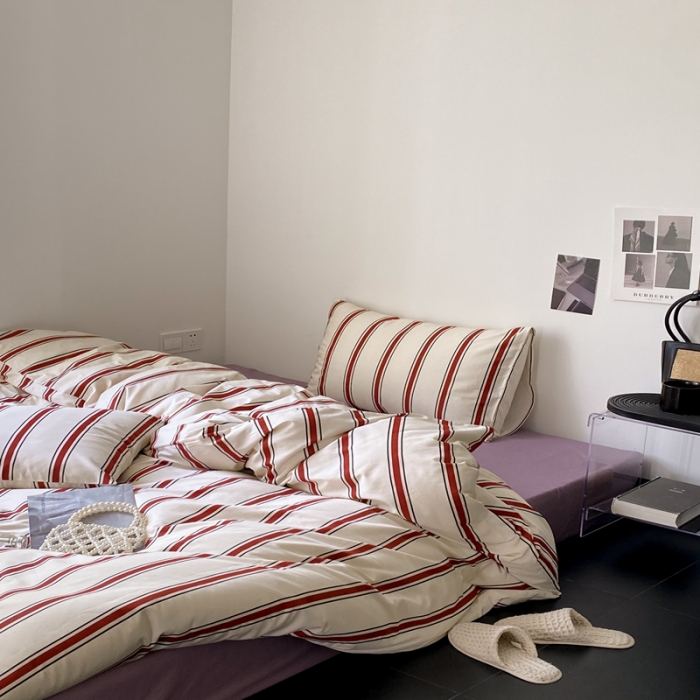 91家纺网 家纺一手货源 找家纺 昔可 2022新款全棉四件套影棚图1 红竖条