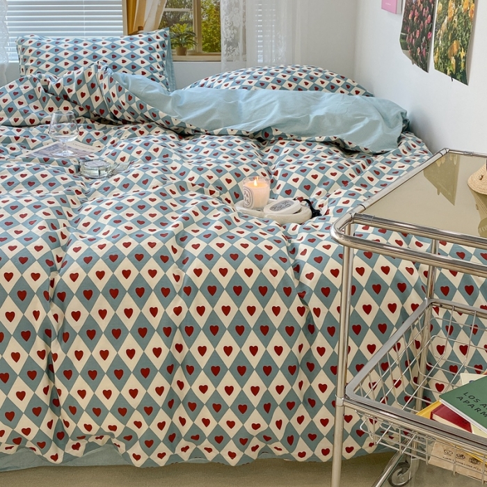 91家纺网 家纺一手货源 找家纺 昔可 2022新款爱丽丝梦游仙境系列四件套 爱丽丝菱格