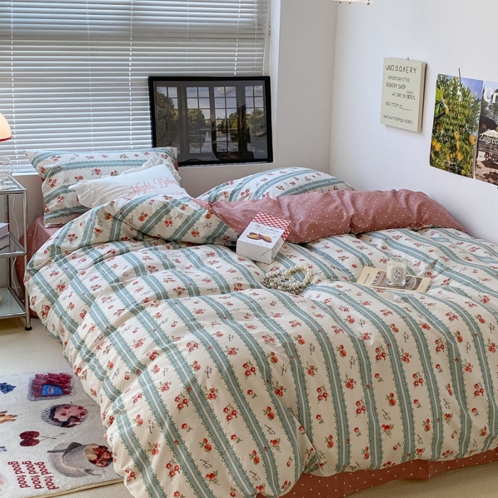 91家纺网 家纺一手货源 找家纺 昔可 2022新款爱丽丝梦游仙境系列四件套 爱莉草莓