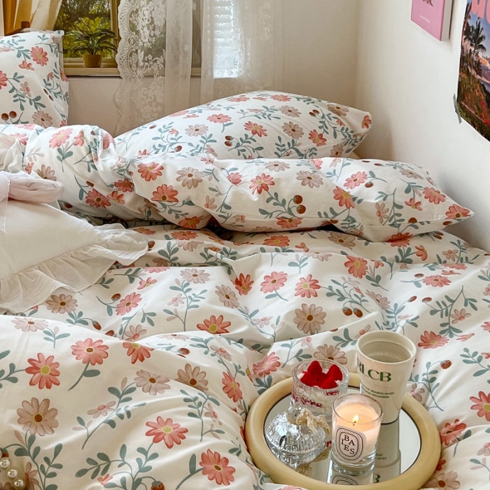 91家纺网 家纺一手货源 找家纺 昔可 2022新款爱丽丝梦游仙境系列四件套 秋日小雏菊