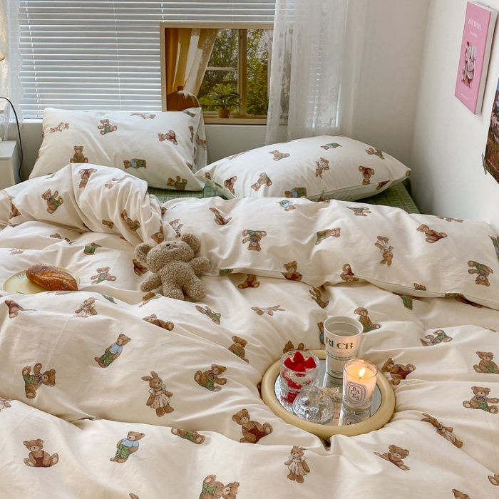 91家纺网 家纺一手货源 找家纺 昔可 2022新款爱丽丝梦游仙境系列四件套 玩偶公仔熊