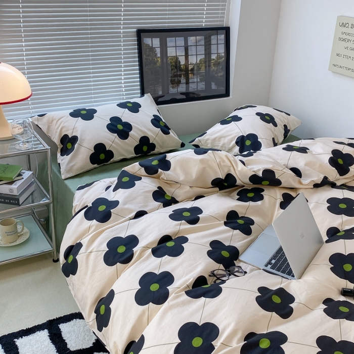 91家纺网 家纺一手货源 找家纺 昔可 2022新款简约花朵四件套 幸运四叶花黑