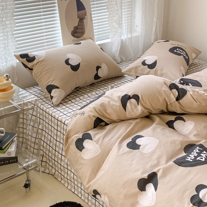 91家纺网 家纺一手货源 找家纺 昔可 2022新款简约花朵四件套 油画爱心