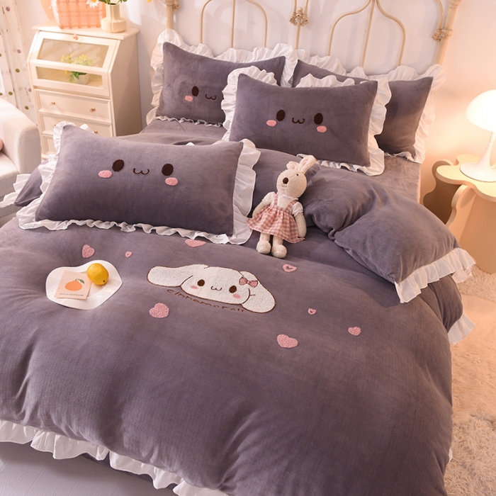 91家纺网 家纺一手货源 找家纺 2022新款可爱兔牛奶绒毛巾绣四件套 可爱兔-灰