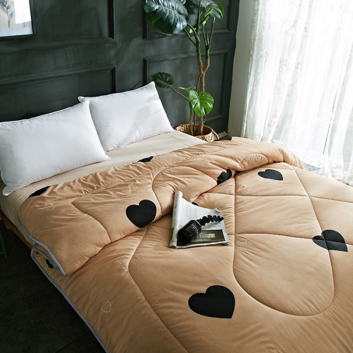 91家纺网 家纺一手货源 找家纺 百花王 2022新款印花礼品冬被子被芯（花型随机） 爱心