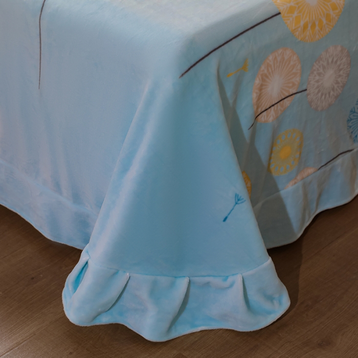 91家纺网 家纺一手货源 找家纺 优姿2022新款9斤重牛奶棉床裙款四件套 夏日幽香-兰