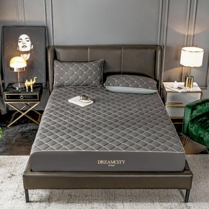 91家纺网 家纺一手货源 找家纺 （总）云棉坊2022新款轻奢刺绣抗菌夹棉床笠床笠式床护垫直播