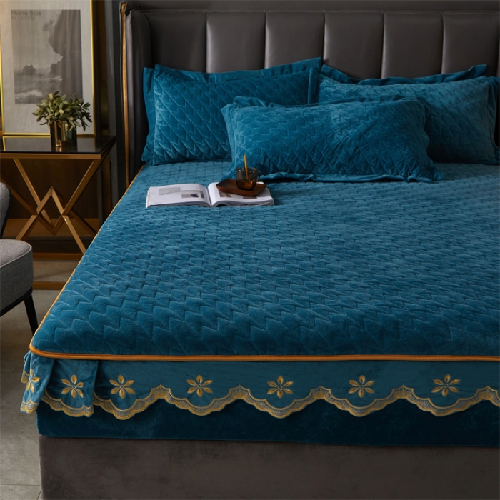 91家纺网 家纺一手货源 找家纺 恒爱 2022秋冬新款A类宝宝绒轻奢刺绣床笠 轻奢床笠宾利蓝