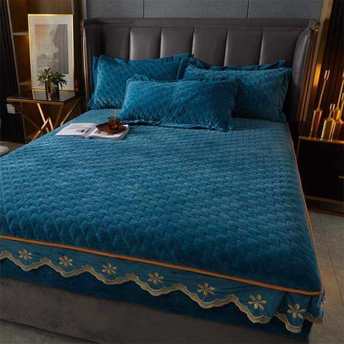 91家纺网 家纺一手货源 找家纺 恒爱 2022秋冬新款A类宝宝绒轻奢刺绣床笠 轻奢床笠宾利蓝