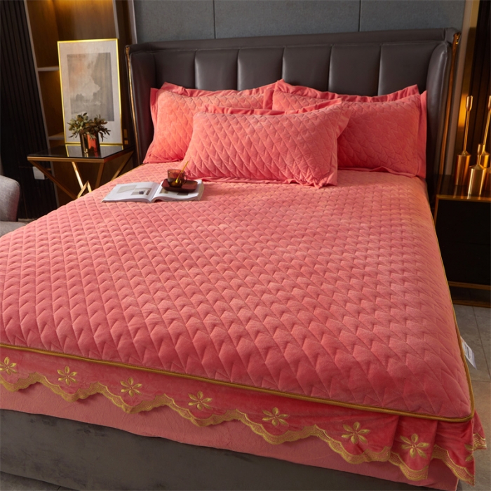 91家纺网 家纺一手货源 找家纺 恒爱 2022秋冬新款A类宝宝绒轻奢刺绣床笠 轻奢床笠梦想粉