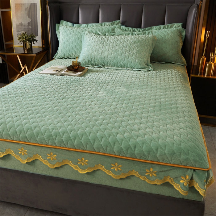 91家纺网 家纺一手货源 找家纺 恒爱 2022秋冬新款A类宝宝绒轻奢刺绣床笠 轻奢床笠抹茶绿