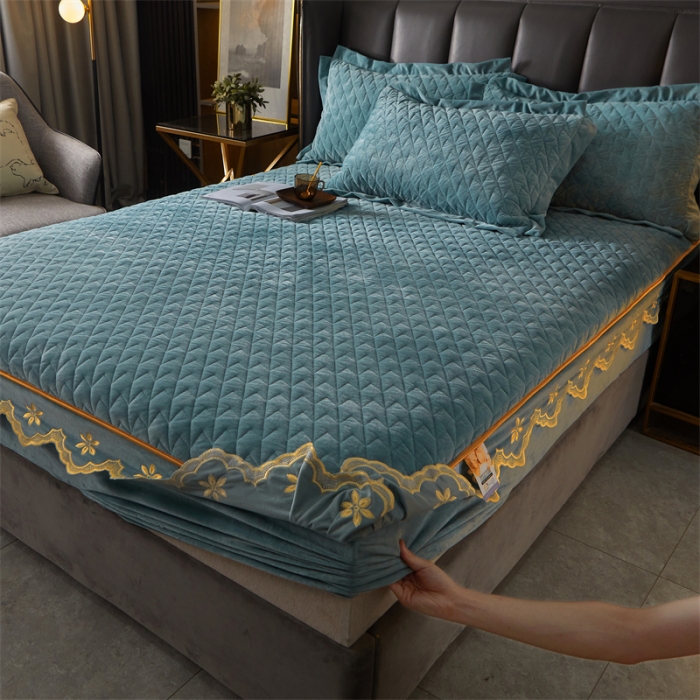 91家纺网 家纺一手货源 找家纺 恒爱 2022秋冬新款A类宝宝绒轻奢刺绣床笠 轻奢床笠浅灰蓝