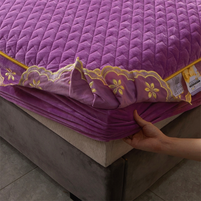 91家纺网 家纺一手货源 找家纺 恒爱 2022秋冬新款A类宝宝绒轻奢刺绣床笠 轻奢床笠香芋紫