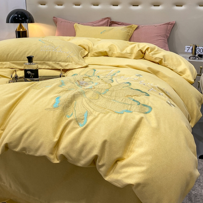 91家纺网 家纺一手货源 找家纺 涵宸 2022新款全棉铂金磨毛刺绣四件套-篱园 篱园-气质黄