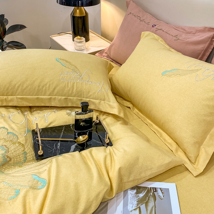 91家纺网 家纺一手货源 找家纺 涵宸 2022新款全棉铂金磨毛刺绣四件套-篱园 篱园-气质黄