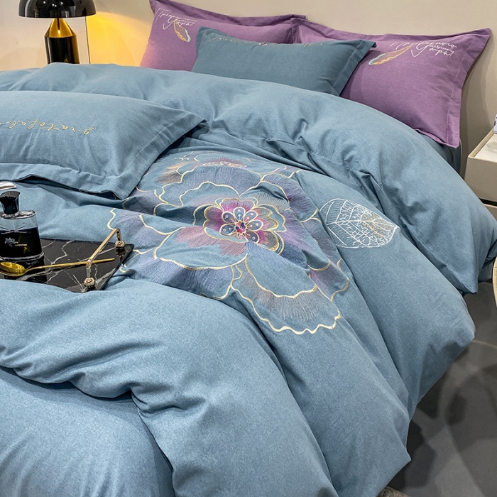 91家纺网 家纺一手货源 找家纺 涵宸 2022新款全棉铂金磨毛刺绣四件套-月息系列 月息-摩卡蓝