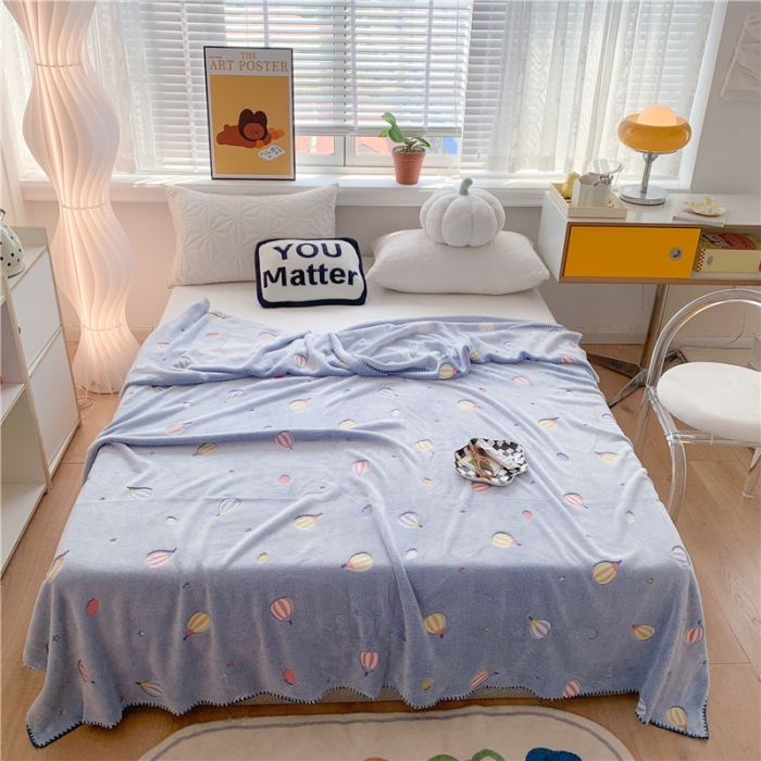 91家纺网 家纺一手货源 找家纺 （总）蜜柚 2024新款立体锁边云朵绒印花毛毯四季毯